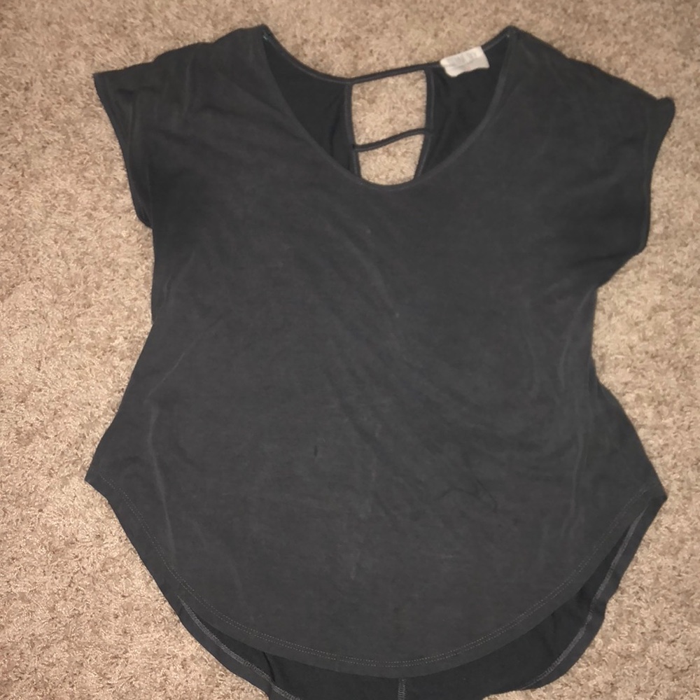 Grayish-blue scoop neck tee